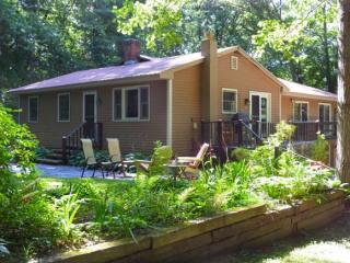 55 Kipling Rd, Brattleboro, VT 05301-9079