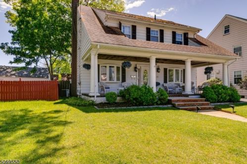 661 Bryant St, Rahway, NJ 07065-3041