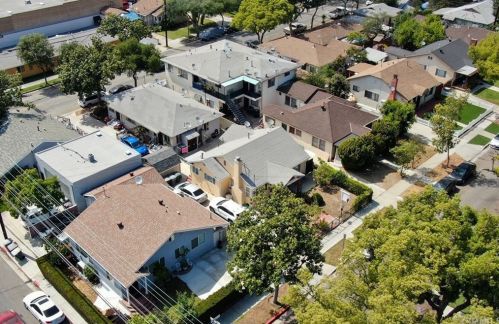 1026 Columbus Ave, Glendale CA  91202-2353 exterior