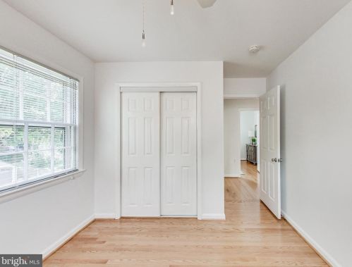 2115 Seminary Rd, Silver Spring MD 20910-1354 exterior