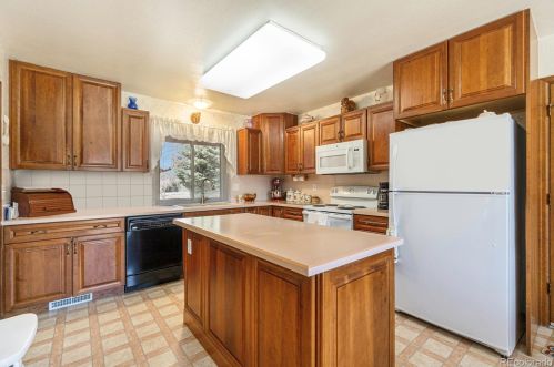 1736 Lake View Dr, Fort Collins CO  80524 exterior