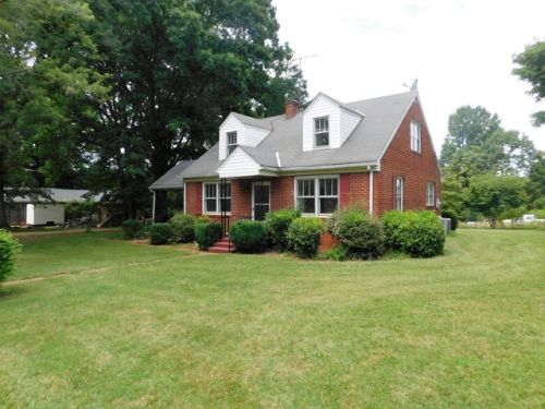 2551 Richmond Hwy, Gladstone, VA 24553-3161