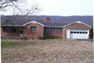 156 Chestnut St, Powells Crossroads, TN 37397-5045