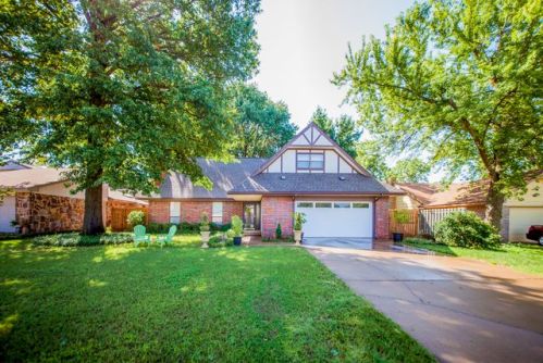 403 Rogers Dr, Stillwater, OK 74075-1627