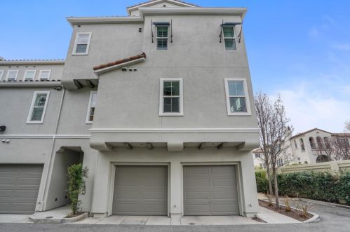 87 Bassett St, San Jose, CA 95110-2402
