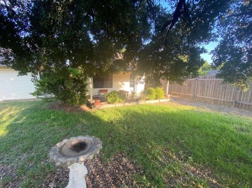 11008 Claywood Dr, Austin TX  78753-3332 exterior