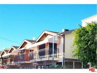 961 Manhattan Pl, Los Angeles CA 90019-2342 exterior