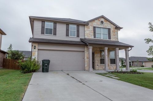 340 Purple Martin Ave, Uhland, TX 78640
