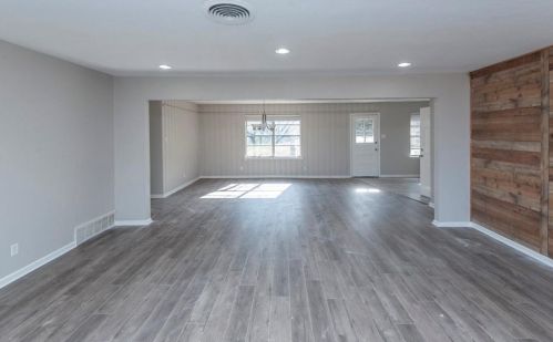 3555 Cromart Ct, Fort Worth TX  76133-1323 exterior