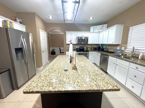 1207 Saxony Dr, Conyers GA  30013-1849 exterior