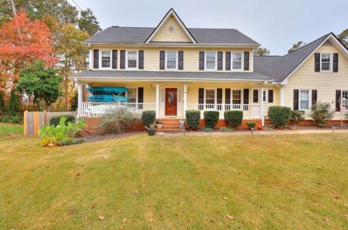 2486 Williamsdowns Cir, Lithonia, GA 30078-2346