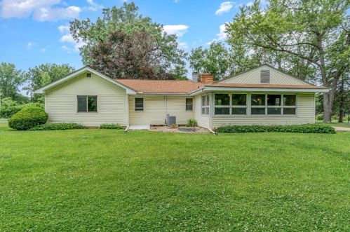 513 325, Valpo, IN 46385-8717