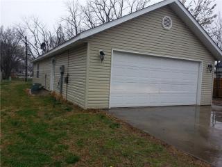 305 Giles Ave, Springtown, AR 72734-8873