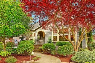 910 24th Ave, Seattle WA  98144-3033 exterior