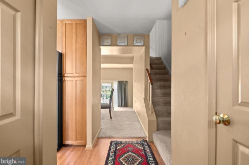 5727 Sweetwind Pl, Columbia, MD 21045-2576