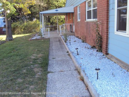 67 Franklin Ln, Lakehurst, NJ 08759-6341