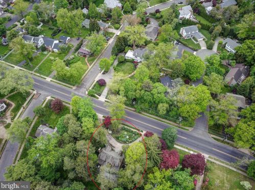 585 Warwick Rd, Haddonfield NJ 08033-3845 exterior