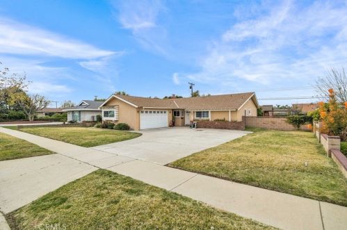 1437 Rimhurst Ave, Glendora, CA 91740-5143
