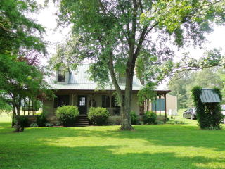 1965 Pled Wade Rd, Puryear, TN 38251-3962