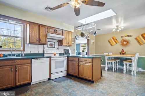 231 Alters Rd, Carlisle PA 17015-8969 exterior