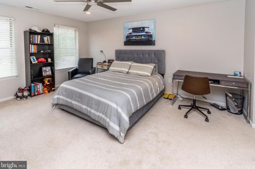 1005 Eagles Chase Dr, Trenton NJ  08648-2539 exterior