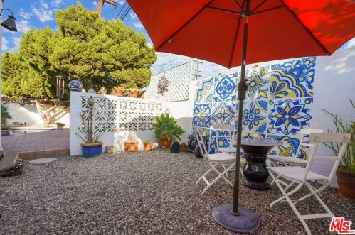 1250 Ethel St, Glendale CA  91207-1824 exterior