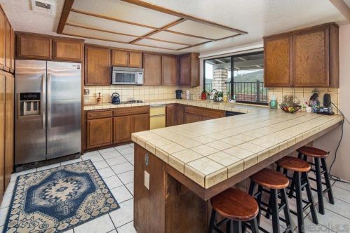 18008 Dos Picos Park Rd, Ramona, CA 92065-7343