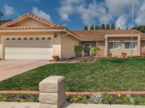4874 Park Dr, Carlsbad, CA 92008-3811