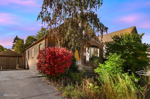 7103 Keeney St, Niles IL  60714-3039 exterior