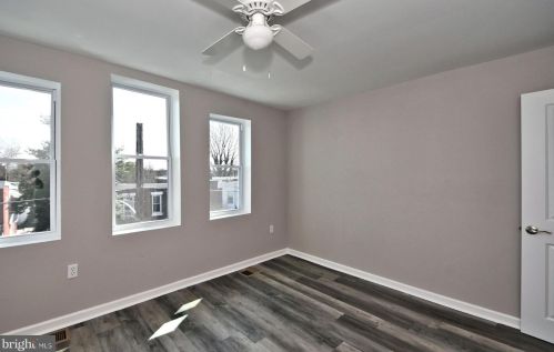 328 61 St, Philadelphia PA 19142-3402 exterior