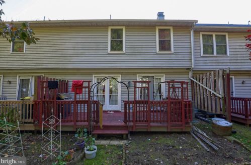 10 Townsend Ct, Lancaster PA  17603-6799 exterior