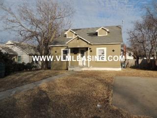 855 Delaware Pl, Tulsa OK  74110-5101 exterior
