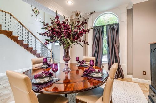 5968 Riverbend Pl, Fort Worth TX  76112-1064 exterior