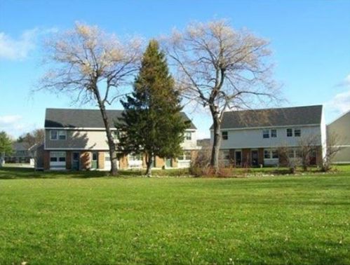 82 Glenridge Dr, Augusta, ME 04330-6600