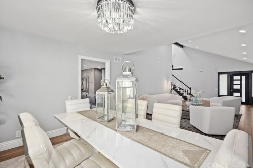 10 Vispera, Irvine CA  92620-2127 exterior