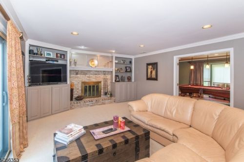 21 Olde York Rd, Dover NJ  07869-2717 exterior