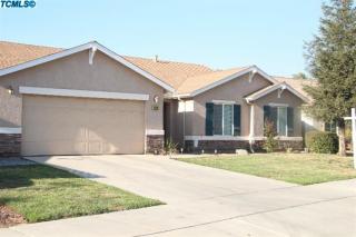 2828 Prescott Ave, Visalia, CA 93291-8635