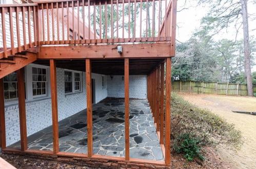 825 Moores Mill Rd, Atlanta GA  30327-1544 exterior