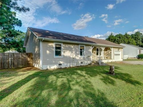 1205 Magruder Rd, Smithfield, VA 23430-1805