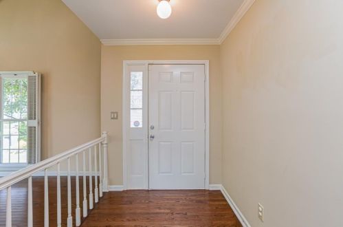 1066 Club Pl, Atlanta GA  30319-2656 exterior