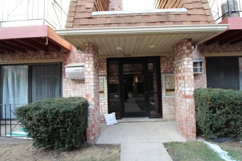 5315 Delphia Ave, Chicago, IL 60656-4613