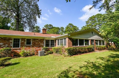 3446 Hazelwood Dr, Atlanta GA  30345-2145 exterior