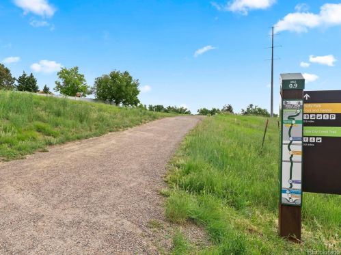 7462 Monaco St, Englewood CO  80112-1302 exterior