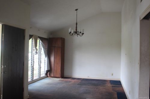 1315 Ala Puaala Way, Honolulu, HI 96818-1667
