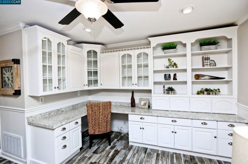 1294 New York Dr, Concord CA  94521-4617 exterior