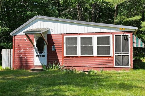 3 Arnold Ln, Killingly, CT 06241-1515