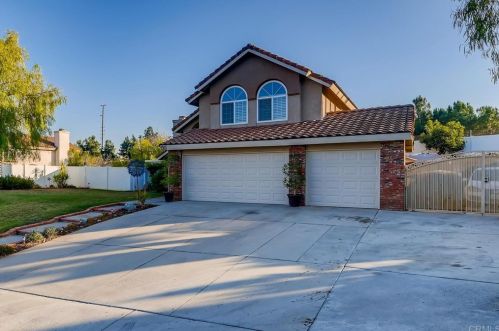 483 Peachwood Pl, Riverside, CA 92506-6500
