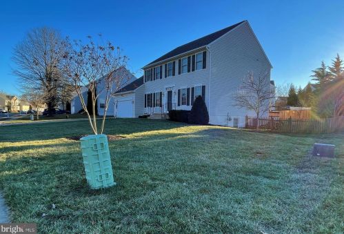 45 Morningmist Dr, Fredericksburg, VA 22406-7275