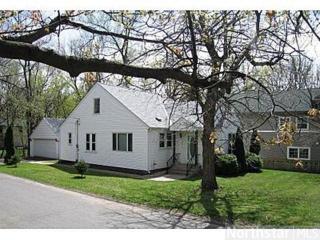 190 Warner Ave, Saint Paul, MN 55115-2010