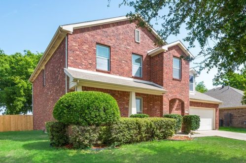 3907 Alamo Dr, Midlothian, TX 76063-3412